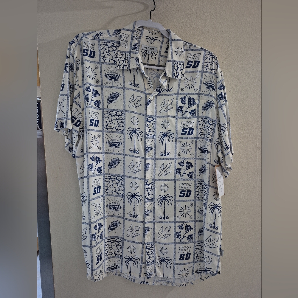 Uscape Rare USC San Diego College Camp Shirt / Sample